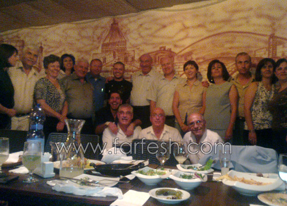 النجم عمار حسن وطاقم 