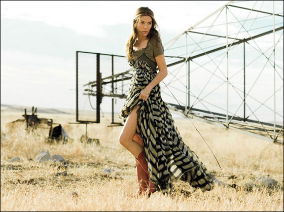 ساندرا بولوك تعود للأضواء بعد خيانة زوجها لها!! صورة رقم 15 ساندرا بولوك تعود للأضواء بعد خيانة زوجها لها!! صورة رقم 15