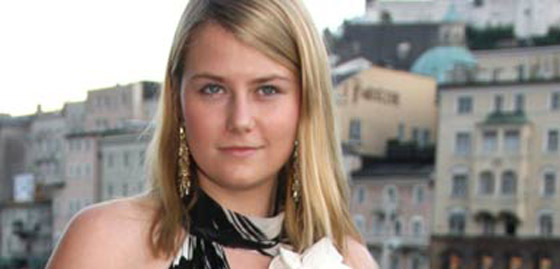 هربت من مختطفها بعد 8 سنوات وأخرى أنجبت من والدها 7 أولاد! صورة رقم 3 هربت من مختطفها بعد 8 سنوات وأخرى أنجبت من والدها 7 أولاد! صورة رقم 3