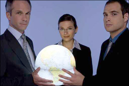 في القرن الـ 21.. راتب المرأة ما زال أقل من راتب الرجل صورة رقم 1 في القرن الـ 21.. راتب المرأة ما زال أقل من راتب الرجل صورة رقم 1