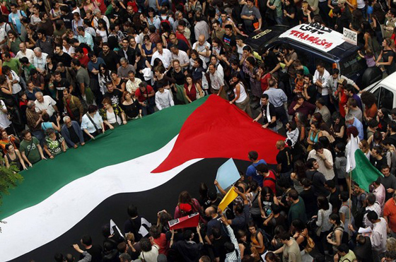 مظاهرات حول العالم تضامنا مع مظاهرات حول العالم تضامنا مع