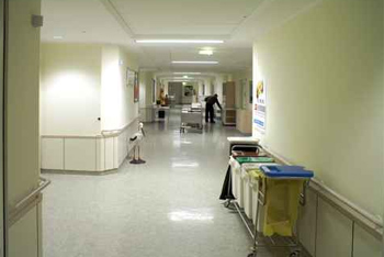 فضيحة طبية أمريكية.. زرعوا في جسمه سرطان الرحم!! صورة رقم 1