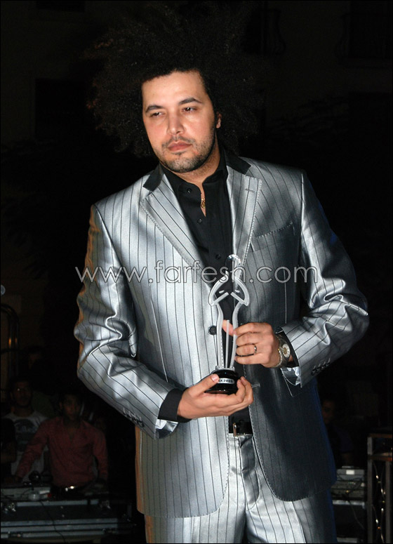 نجوم العالم العربي يدينون الجريمة النكراء على أسطول الحرية  صورة رقم 12