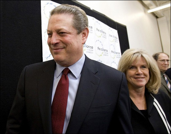 صدمة في الأوساط السياسية.. طلاق بعد 40 عاما!    صورة رقم 9