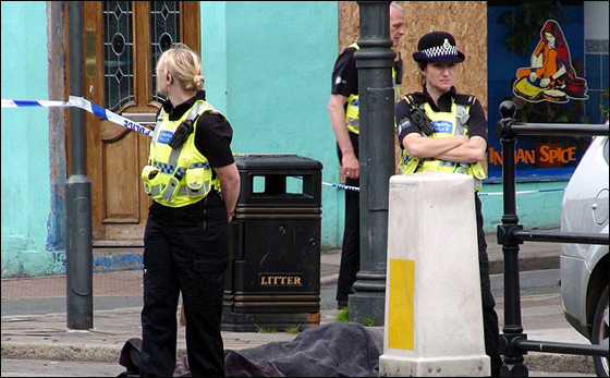 بريطاني يقتل 5 اشخاص عشوائيا وينتحر!  صورة رقم 3