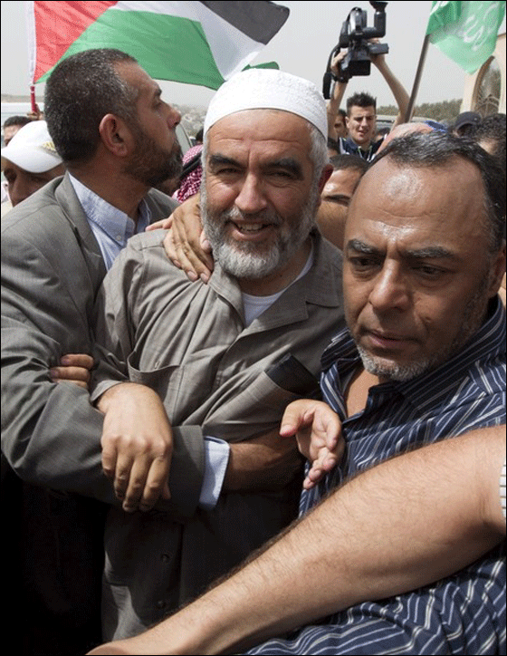 الشيخان صلاح وأبو دعابس يدعوان لتوحيد الإسلاميتين  صورة رقم 6