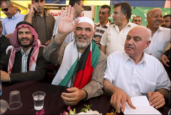 الشيخان صلاح وأبو دعابس يدعوان لتوحيد الإسلاميتين  صورة رقم 9