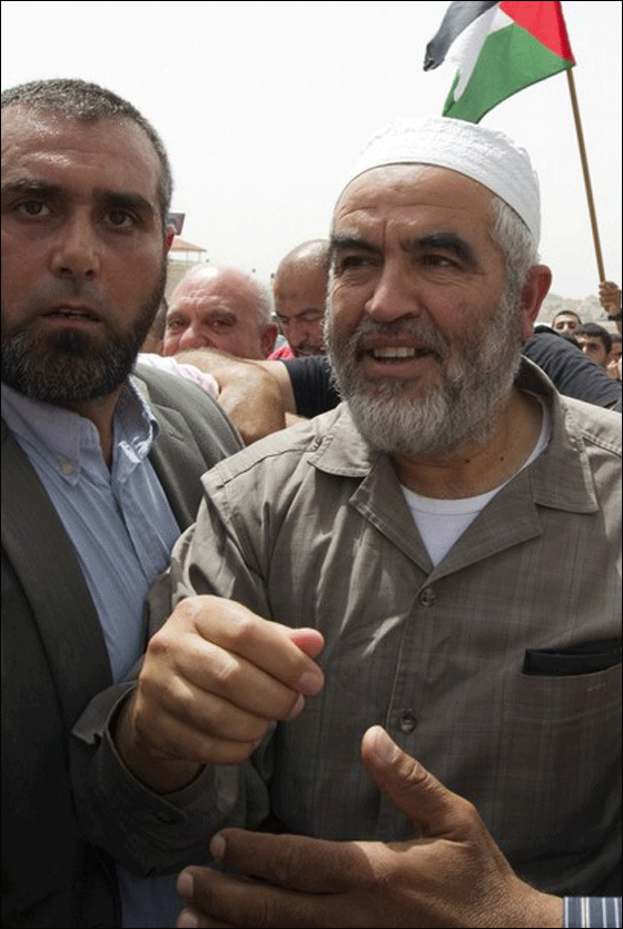 الشيخان صلاح وأبو دعابس يدعوان لتوحيد الإسلاميتين  صورة رقم 8