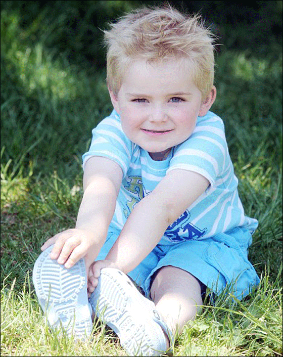 حذاء عازل ينقذ طفلا من الموت بصعقة كهربائية! صورة رقم 3 حذاء عازل ينقذ طفلا من الموت بصعقة كهربائية! صورة رقم 3