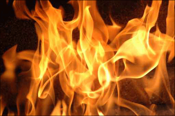 اليونان: ديونه دفعته الى اشعال النيران بجسده! صورة رقم 1