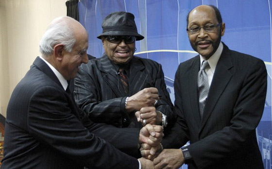 متحف يؤرخ حياة مايكل جاكسون بتكلفة 300 مليون دولار صورة رقم 6 متحف يؤرخ حياة مايكل جاكسون بتكلفة 300 مليون دولار صورة رقم 6