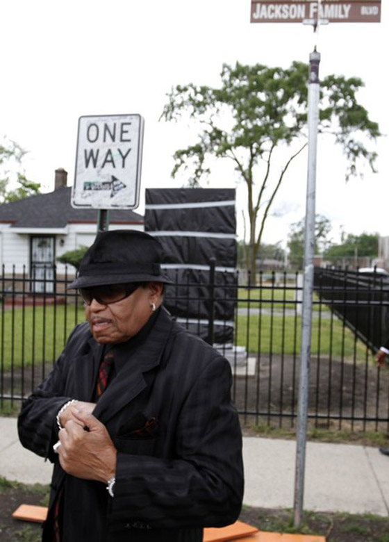 متحف يؤرخ حياة مايكل جاكسون بتكلفة 300 مليون دولار صورة رقم 4 متحف يؤرخ حياة مايكل جاكسون بتكلفة 300 مليون دولار صورة رقم 4