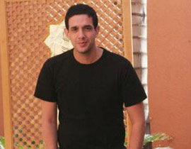 أمله في أن يصبح رئيس الجمهورية المغربية أوقف البث في الإذاعة!! صورة رقم 2 أمله في أن يصبح رئيس الجمهورية المغربية أوقف البث في الإذاعة!! صورة رقم 2