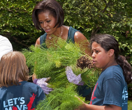 ميشيل أوباما تجمع 500 طباخ في البيت الأبيض صورة رقم 3 ميشيل أوباما تجمع 500 طباخ في البيت الأبيض صورة رقم 3