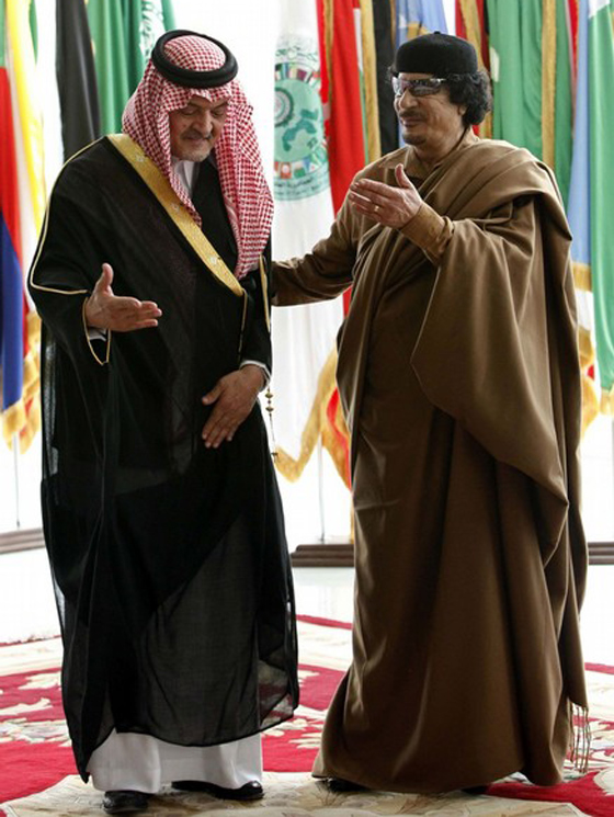 القذافي: على تركيا الإنضمام الى أوروبا لتصبح قارة الإسلام!!  صورة رقم 6