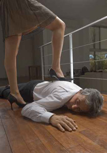 بسبق الإصرار والترصد.. تقتل زوجا بمساعدة صديقها!! صورة رقم 1 بسبق الإصرار والترصد.. تقتل زوجا بمساعدة صديقها!! صورة رقم 1