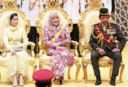 بعد 5 سنوات سلطان بروناي يطلق زوجته الثالثة لأسباب خاصة!  صورة رقم 7