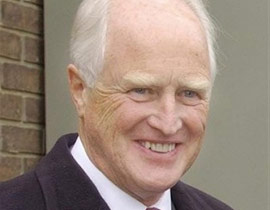 من شوّه صورة الراحل تشرشل واخفى السيجار؟؟  صورة رقم 1