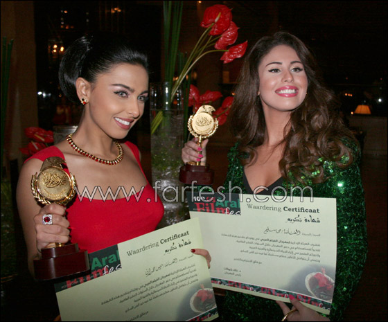 مسلسلات اون لاين يرصد بالصور.. تكريم الشقيقتين مي وميس   صورة رقم 7