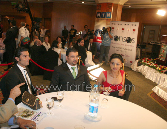 مسلسلات اون لاين يرصد بالصور.. تكريم الشقيقتين مي وميس   صورة رقم 5