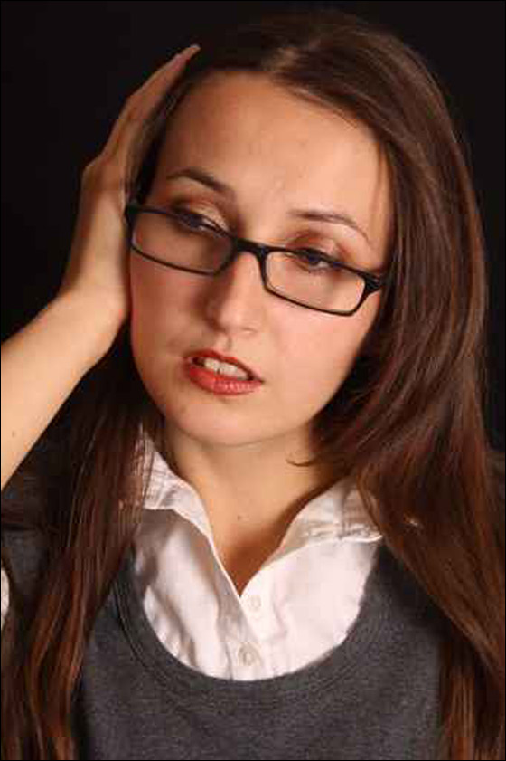 كويتي يثقب طبلة أذن زوجته في شجار حاد!!  صورة رقم 1