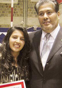 طالبة سعودية تحصل على شهادة تقدير موقعة من الرئيس أوباما!! صورة رقم 1