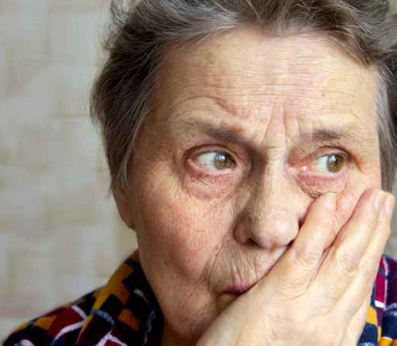 سبعينية روسية تبرع في النصب والاحتيال على رجال الأعمال! صورة رقم 1