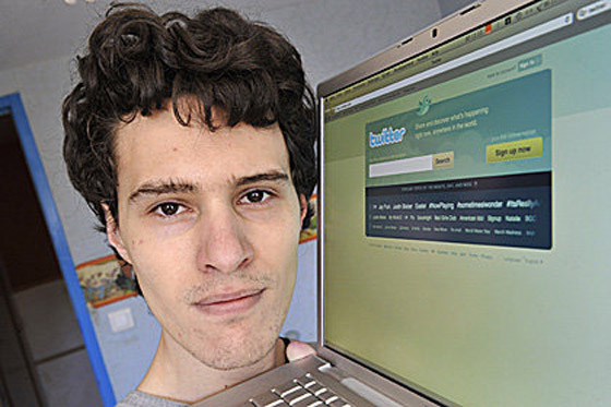 السجن عامين لمخترق حساب اوباما على تويتر        صورة رقم 7