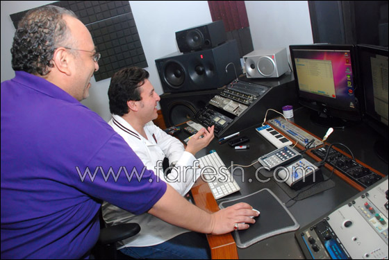 بالصور.. حكايات الدنيا آخر تسجيلات هاني شاكر!! صورة رقم 23 بالصور.. حكايات الدنيا آخر تسجيلات هاني شاكر!! صورة رقم 23