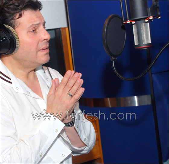 بالصور.. حكايات الدنيا آخر تسجيلات هاني شاكر!! صورة رقم 9 بالصور.. حكايات الدنيا آخر تسجيلات هاني شاكر!! صورة رقم 9