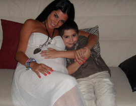 من لوس انجلوس تمار افاكيان تهدي مسلسلات اون لاين صور حملها صورة رقم 1 من لوس انجلوس تمار افاكيان تهدي مسلسلات اون لاين صور حملها صورة رقم 1