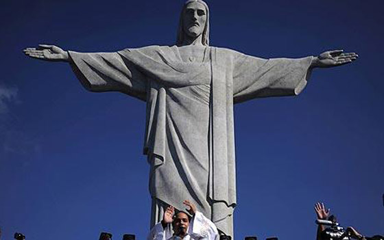 المسيح الفادي يبسط ذراعيه في ريو دي جانيرو من جديد!!  صورة رقم 3