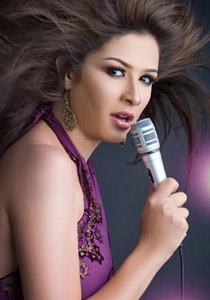 ياسمين عبد العزيز تحارب أفلام 