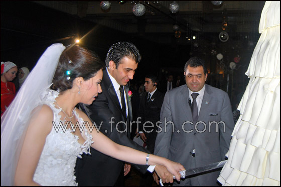 بالصور. .عمرو دياب في حفل زفاف مها وعمرو  صورة رقم 5