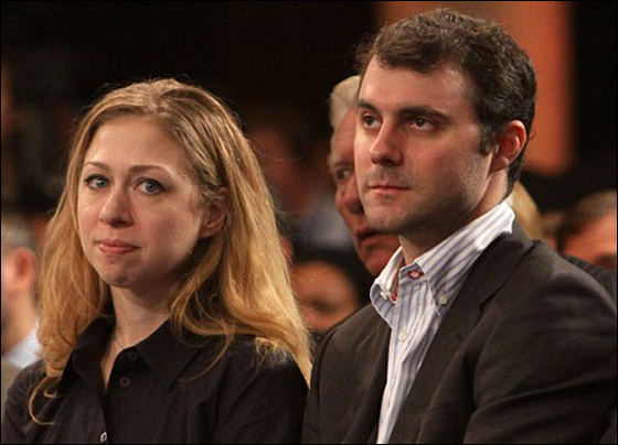 ام العروس هيلاري كلينتون تستعد لزفاف ابنتها الوحيدة! صورة رقم 9 ام العروس هيلاري كلينتون تستعد لزفاف ابنتها الوحيدة! صورة رقم 9