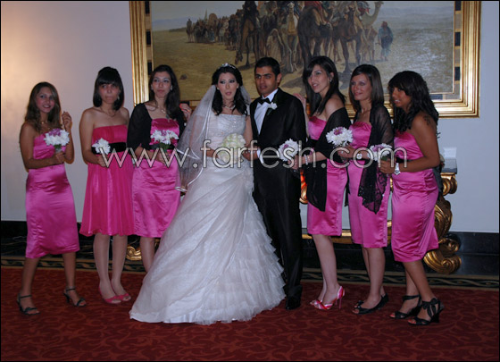 حماقي يهدي ابن خاله رقصه في يوم زفافه   صورة رقم 12