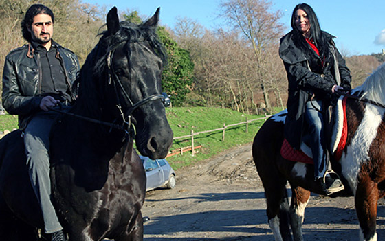 صوت بن لادن تناهى لمسامع نجله فخسر زوجته وأدخل المصحة صورة رقم 6 صوت بن لادن تناهى لمسامع نجله فخسر زوجته وأدخل المصحة صورة رقم 6