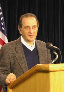 المسيحي جيمس زغبي يرفض الإساءة للإسلام! صورة رقم 1 المسيحي جيمس زغبي يرفض الإساءة للإسلام! صورة رقم 1