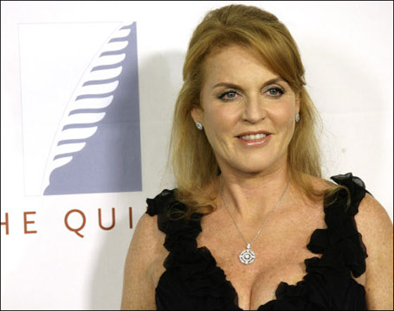 الملكة اليزابيث الثانية تتحرك لإنقاذ كنتها السابقة من الإفلاس!  صورة رقم 2