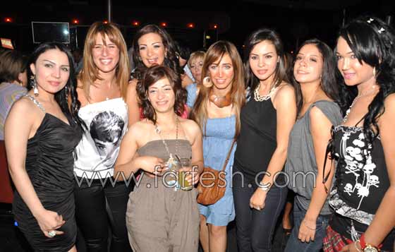 صفاء مغربي تحتفل بعيد ميلادها وسط النيل صورة رقم 8 صفاء مغربي تحتفل بعيد ميلادها وسط النيل صورة رقم 8