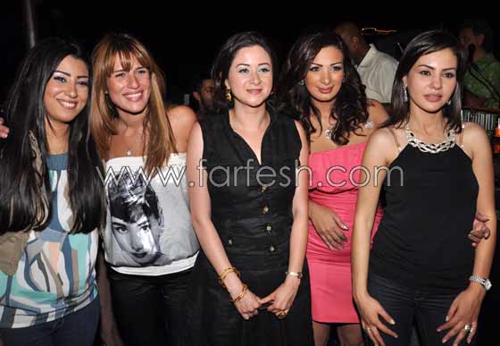 صفاء مغربي تحتفل بعيد ميلادها وسط النيل صورة رقم 5 صفاء مغربي تحتفل بعيد ميلادها وسط النيل صورة رقم 5