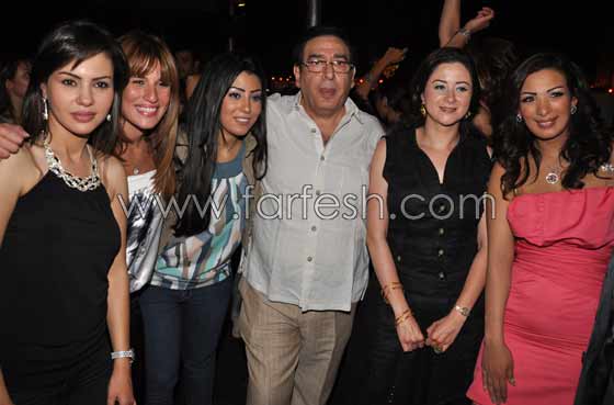 صفاء مغربي تحتفل بعيد ميلادها وسط النيل صورة رقم 11 صفاء مغربي تحتفل بعيد ميلادها وسط النيل صورة رقم 11