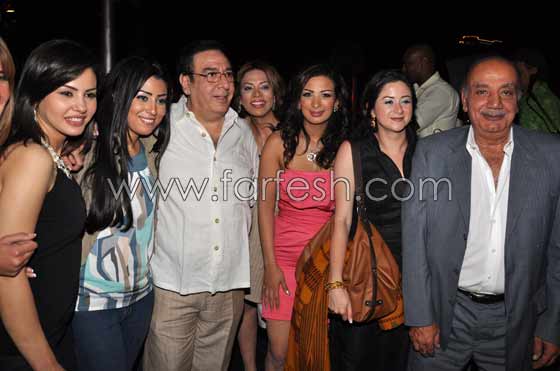 صفاء مغربي تحتفل بعيد ميلادها وسط النيل صورة رقم 17 صفاء مغربي تحتفل بعيد ميلادها وسط النيل صورة رقم 17