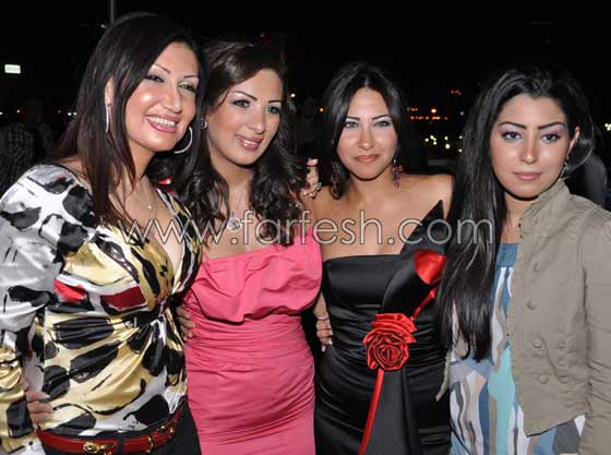 صفاء مغربي تحتفل بعيد ميلادها وسط النيل صورة رقم 9 صفاء مغربي تحتفل بعيد ميلادها وسط النيل صورة رقم 9