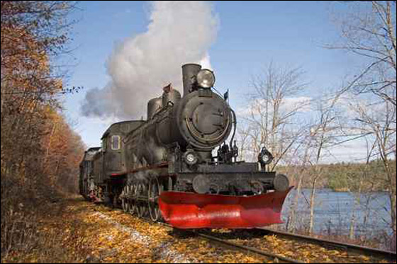 قمة الوحشية: قتل زوجته وانتحر مع طفله على سكة الحديد! صورة رقم 1