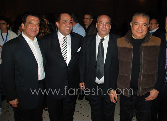 أصالة ترتدي الأصفر وديانا تتألق بالأسود في حفل سافواي صورة رقم 19 أصالة ترتدي الأصفر وديانا تتألق بالأسود في حفل سافواي صورة رقم 19