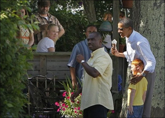 اوباما.. العائلة.. وعطلة نهاية الاسبوع! صورة رقم 9 اوباما.. العائلة.. وعطلة نهاية الاسبوع! صورة رقم 9