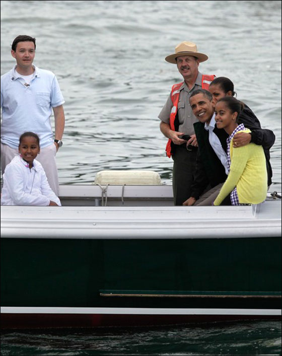 اوباما.. العائلة.. وعطلة نهاية الاسبوع! صورة رقم 17 اوباما.. العائلة.. وعطلة نهاية الاسبوع! صورة رقم 17