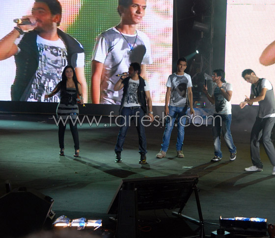 أكثر من 10 آلاف مشاهد في حفل تامر حسني في مارينا صورة رقم 6 أكثر من 10 آلاف مشاهد في حفل تامر حسني في مارينا صورة رقم 6