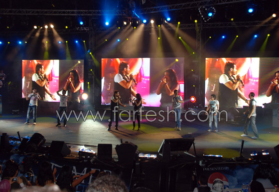 أكثر من 10 آلاف مشاهد في حفل تامر حسني في مارينا صورة رقم 10 أكثر من 10 آلاف مشاهد في حفل تامر حسني في مارينا صورة رقم 10